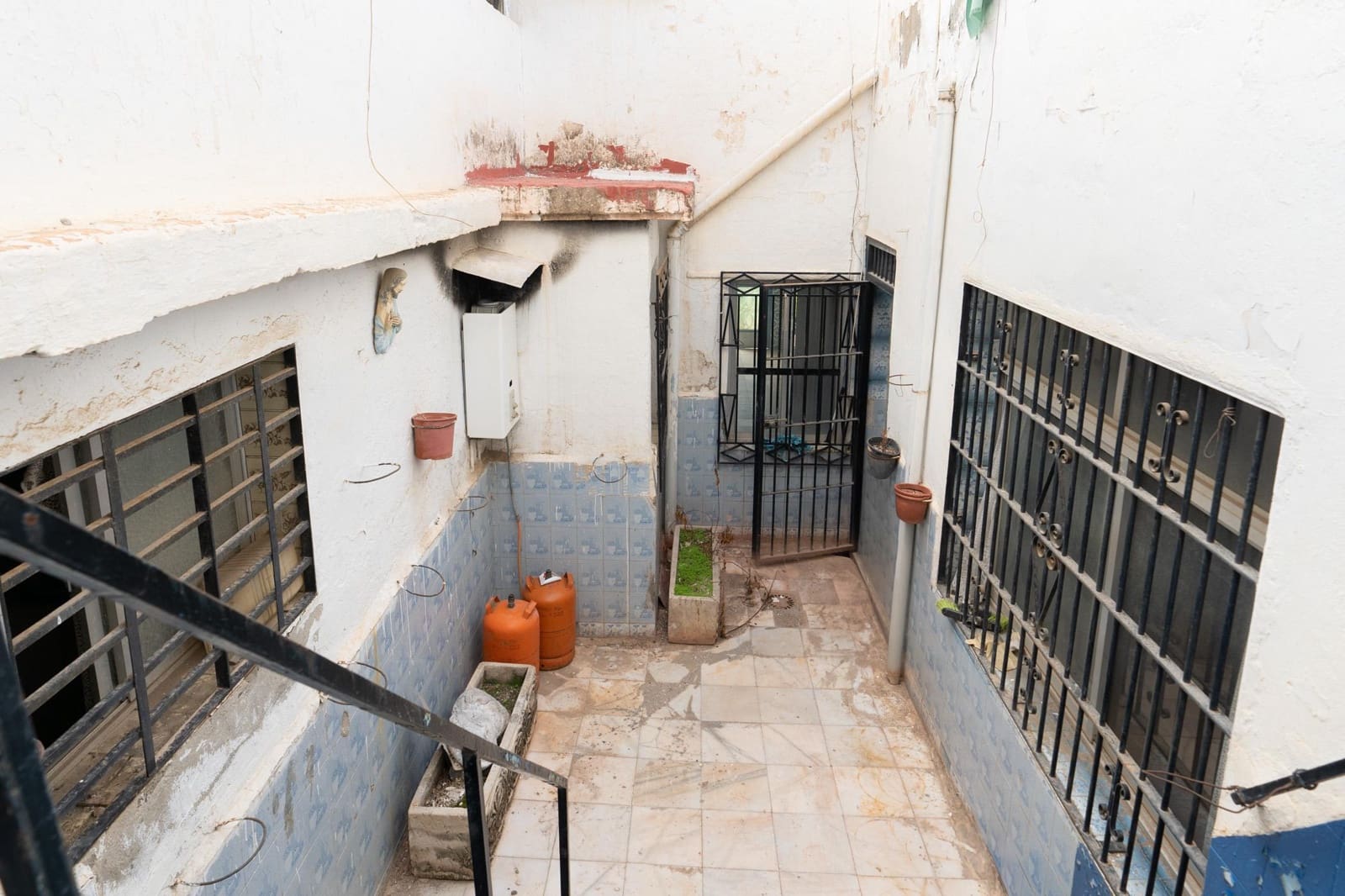 6 soveværelse Rækkehus til salg i Motril - € 155.000 (Ref: 9359475)