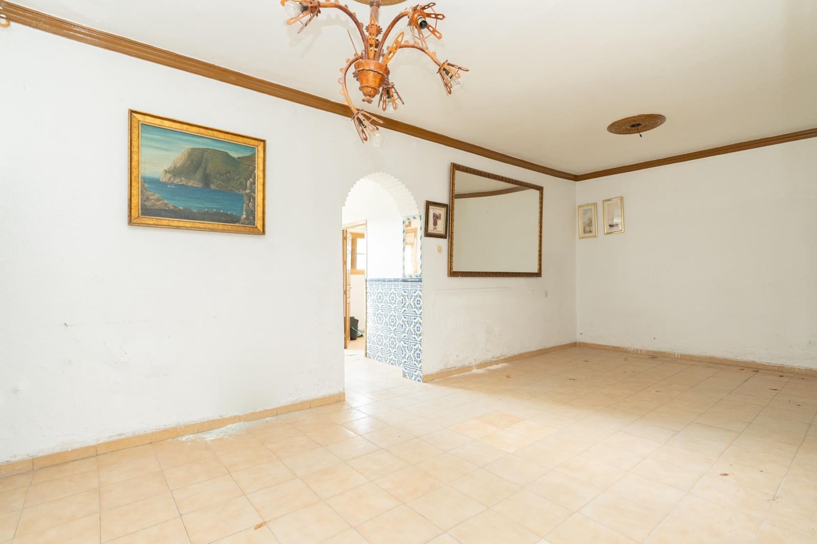 6 soveværelse Rækkehus til salg i Motril - € 155.000 (Ref: 9359475)