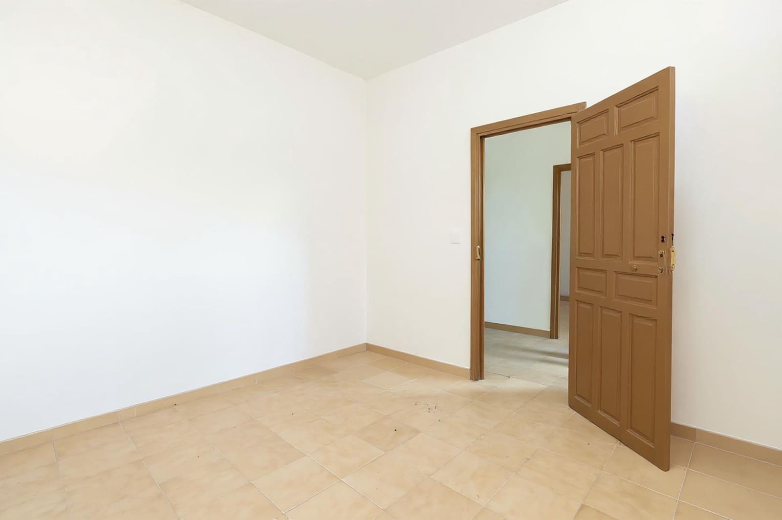 6 soveværelse Rækkehus til salg i Motril - € 155.000 (Ref: 9359475)