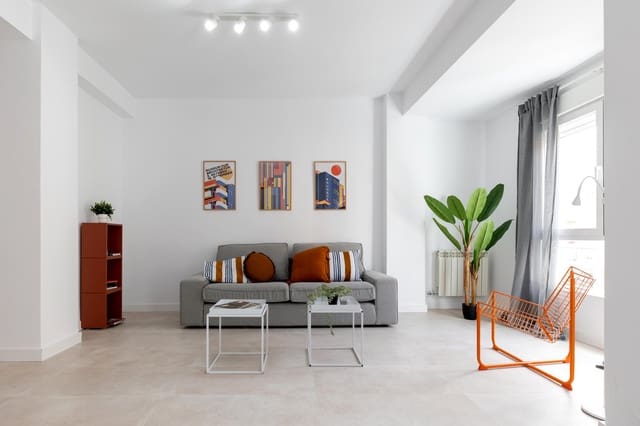 4 soveværelse Lejlighed til salg i Granada by - € 355.000 (Ref: 9367413)