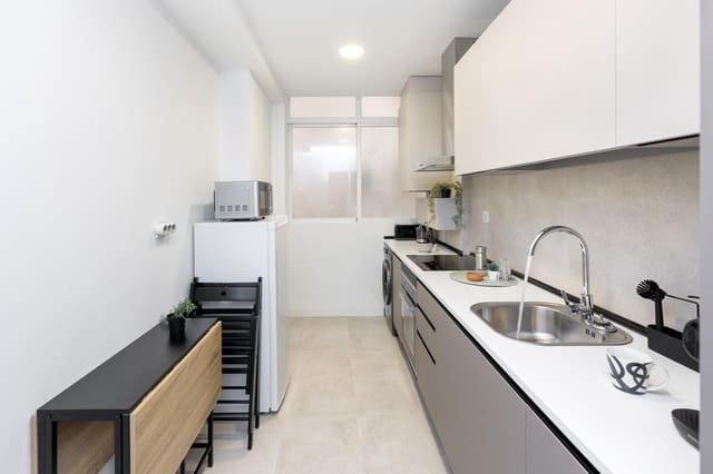 4 soveværelse Lejlighed til salg i Granada by - € 355.000 (Ref: 9367413)