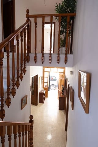 5 soverom Rekkehus til salgs i Villanueva del Trabuco - € 225 000 (Ref: 9373675)