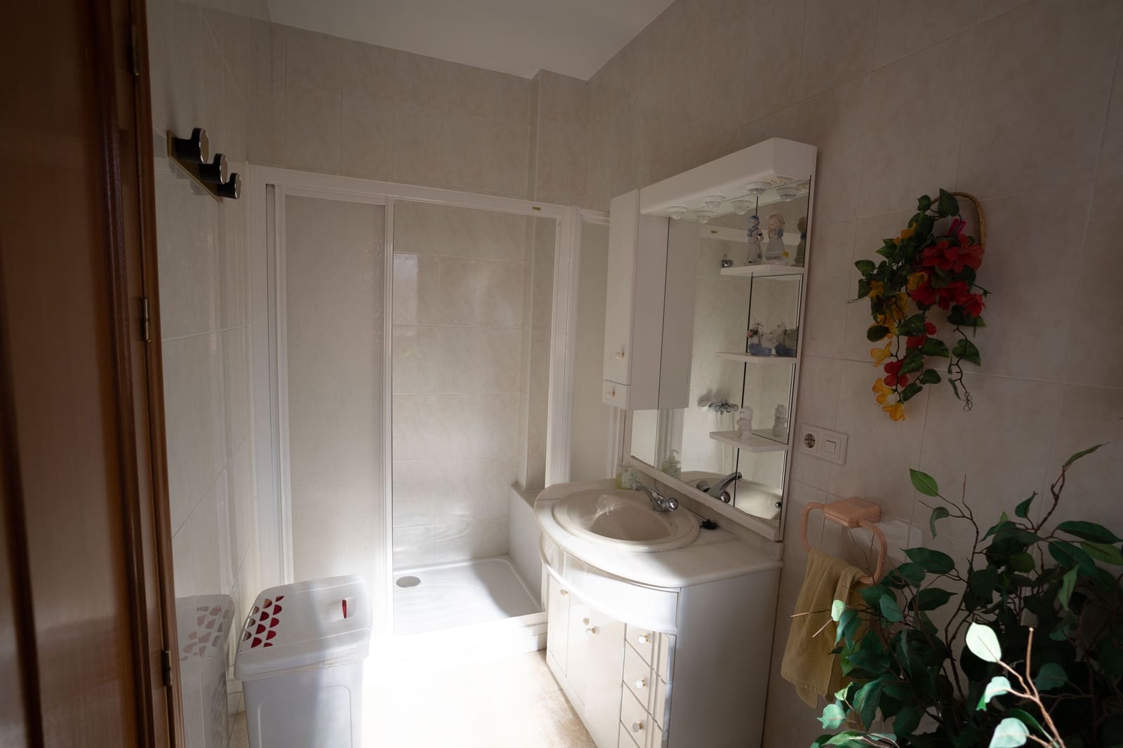 5 bedroom Terraced Villa for sale in Villanueva del Trabuco - € 225,000 (Ref: 9373675)