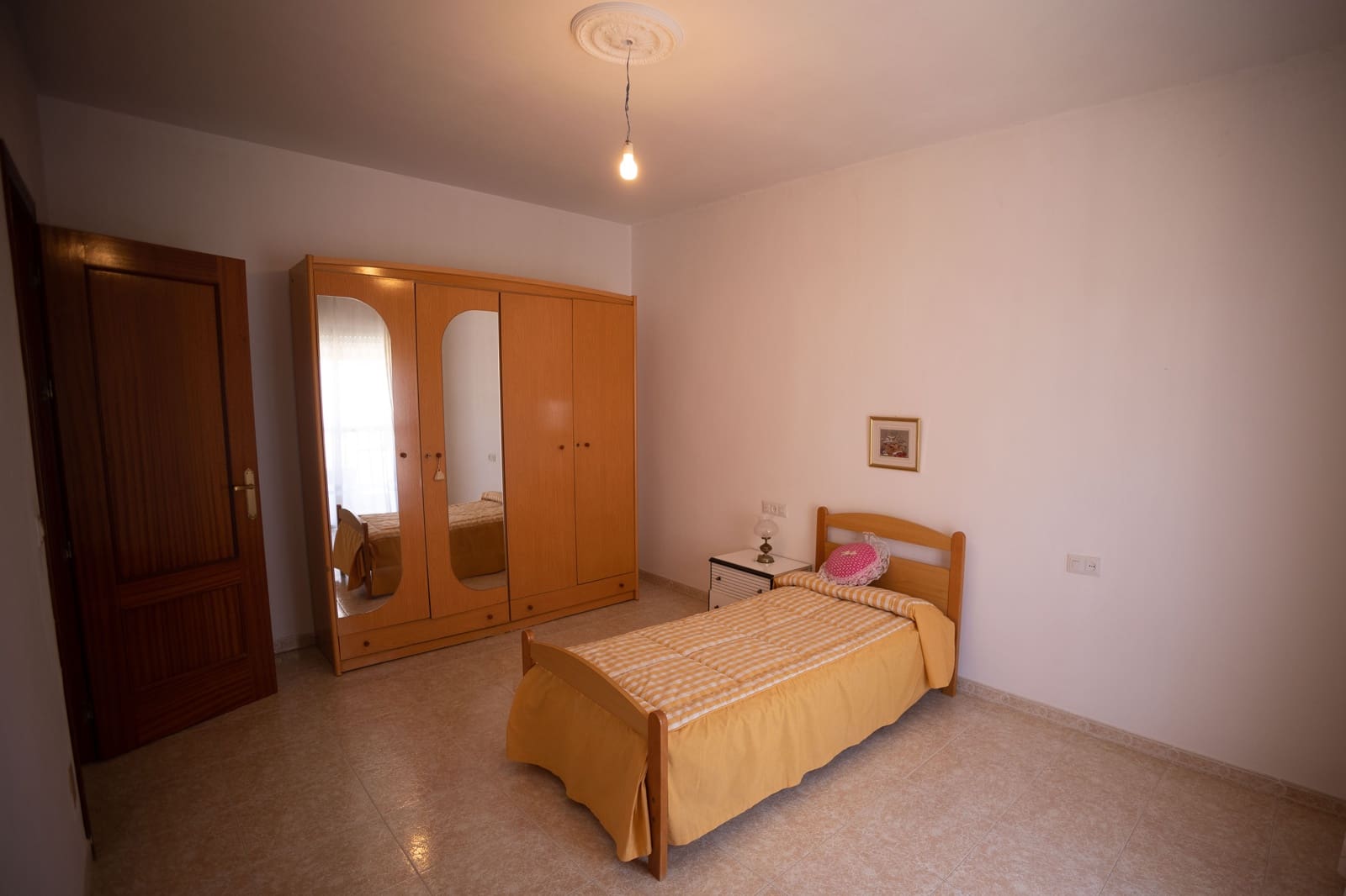 5 bedroom Terraced Villa for sale in Villanueva del Trabuco - € 225,000 (Ref: 9373675)