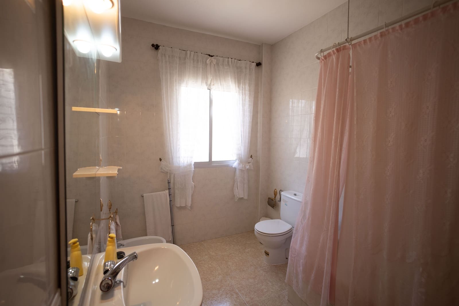 5 bedroom Terraced Villa for sale in Villanueva del Trabuco - € 225,000 (Ref: 9373675)