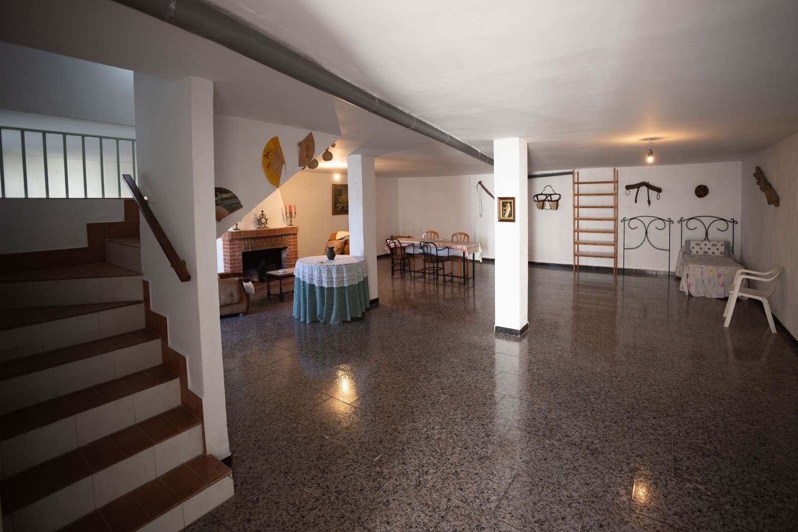 5 bedroom Terraced Villa for sale in Villanueva del Trabuco - € 225,000 (Ref: 9373675)