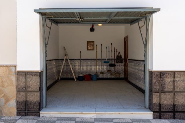 5 soverom Rekkehus til salgs i Villanueva del Trabuco - € 225 000 (Ref: 9373675)