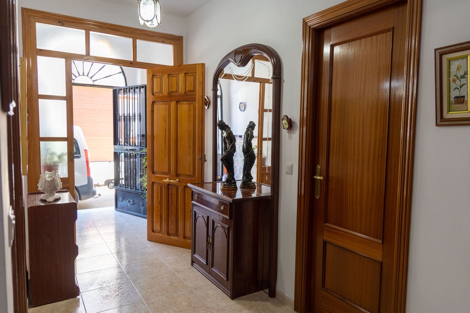 5 bedroom Terraced Villa for sale in Villanueva del Trabuco - € 225,000 (Ref: 9373675)