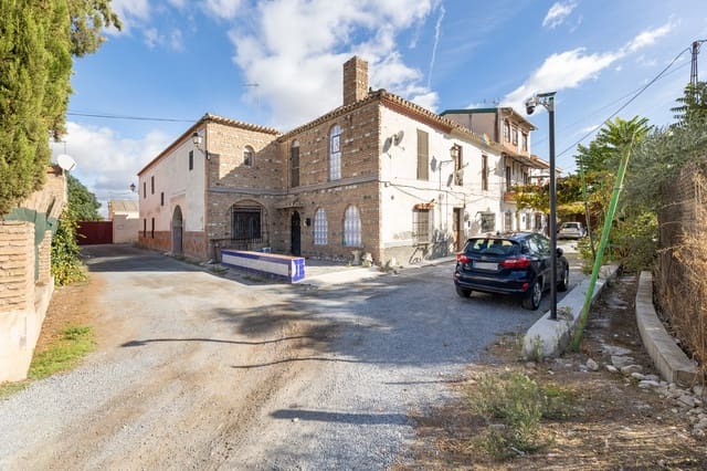 4 soveværelse Finca/Landehus til salg i Campus de la Salud, Granada by - € 159.000 (Ref: 9379287)