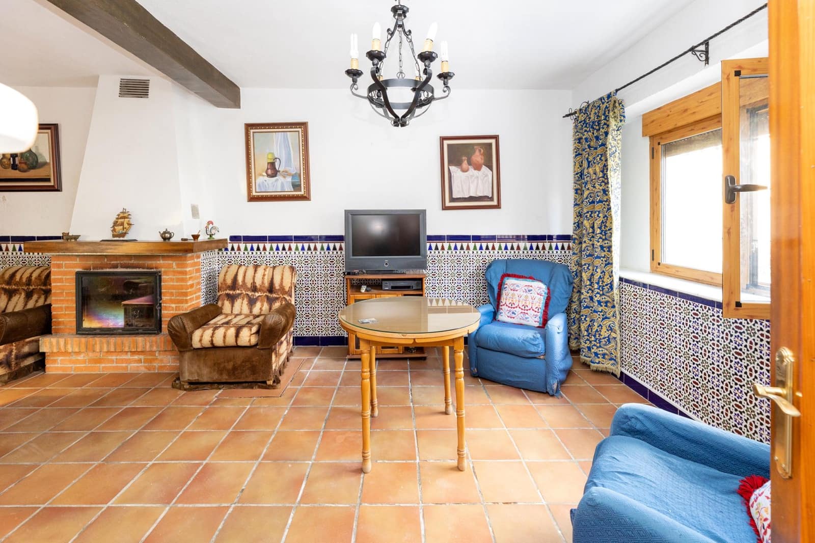 4 soveværelse Finca/Landehus til salg i Granada by - € 149.000 (Ref: 9379287)