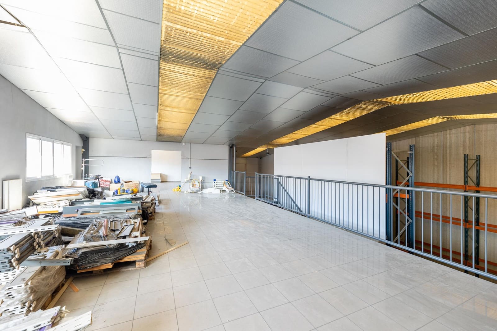 Yritys myytävänä paikassa Peligros - 440 000 € (Ref: 9388372)