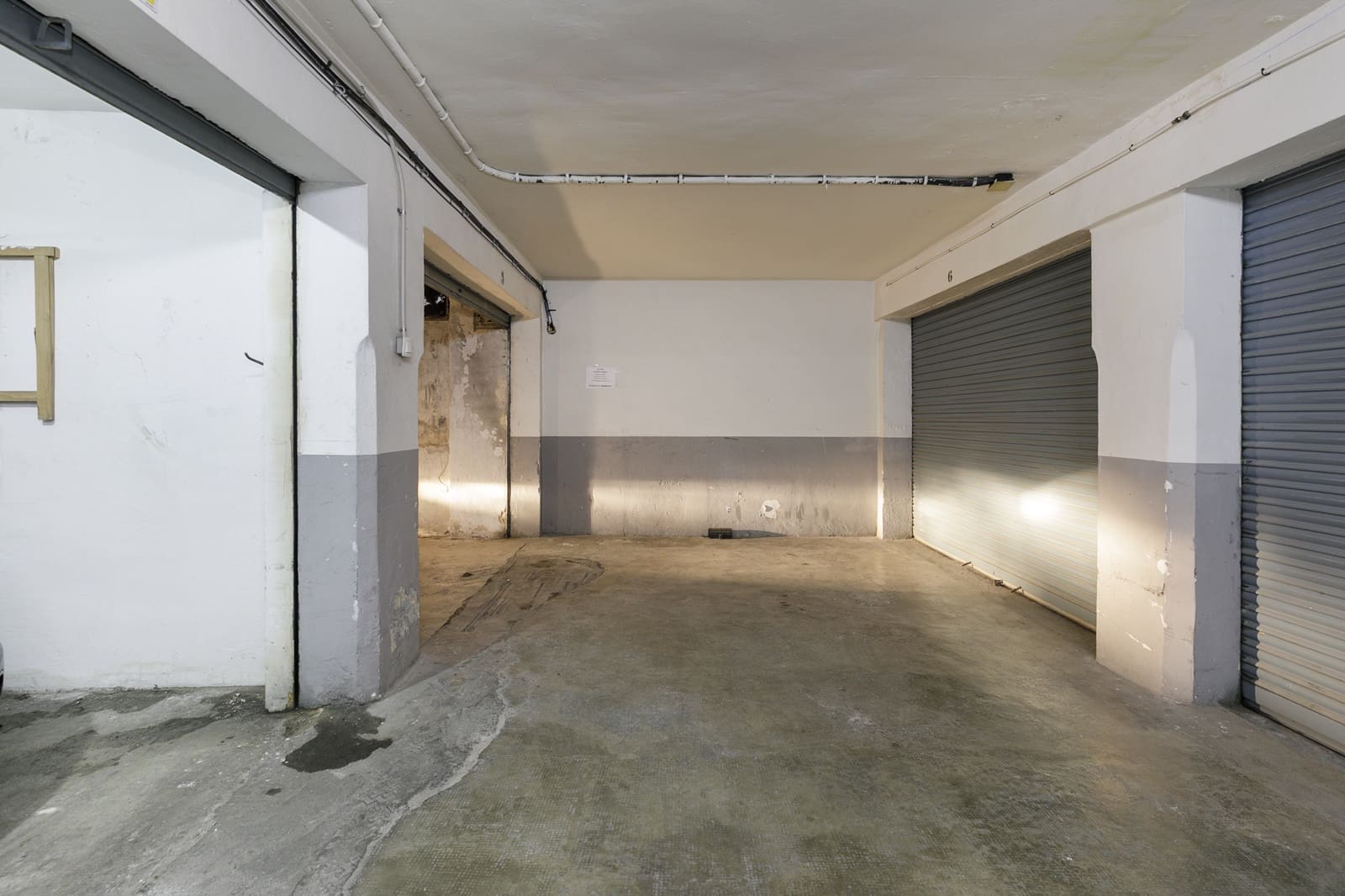 Garasje til salgs i Granada by - € 55 000 (Ref: 9398425)