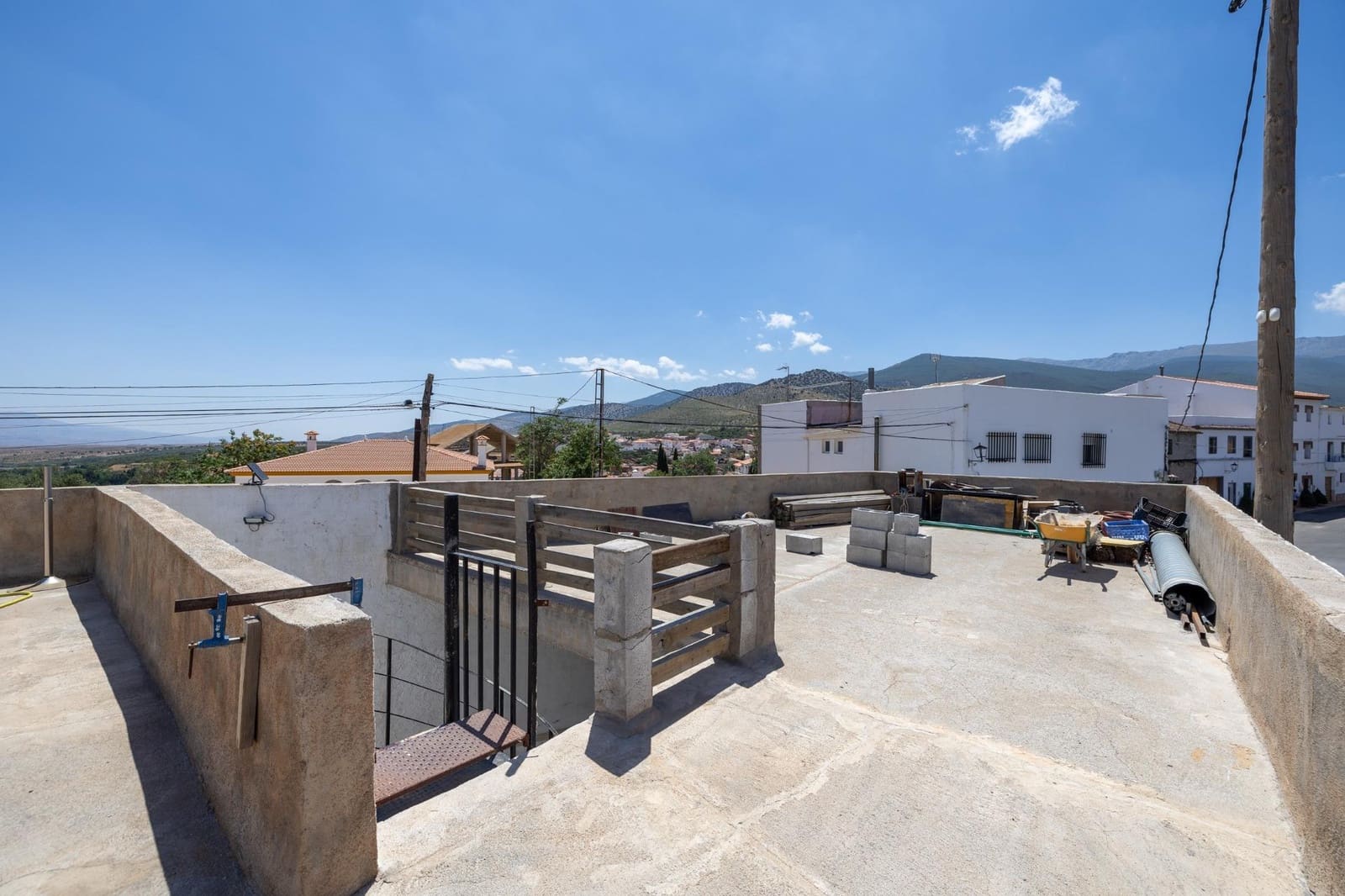 4 soveværelse Villa til salg i Hueneja - € 245.000 (Ref: 9404418)