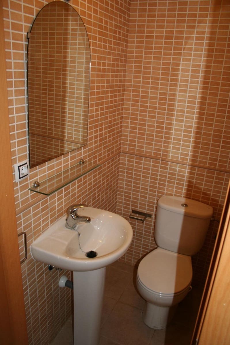 4 makuuhuone Rivitalo vuokrattavana paikassa Armilla mukana 
autotalli - 800 € (Ref: 9406639)