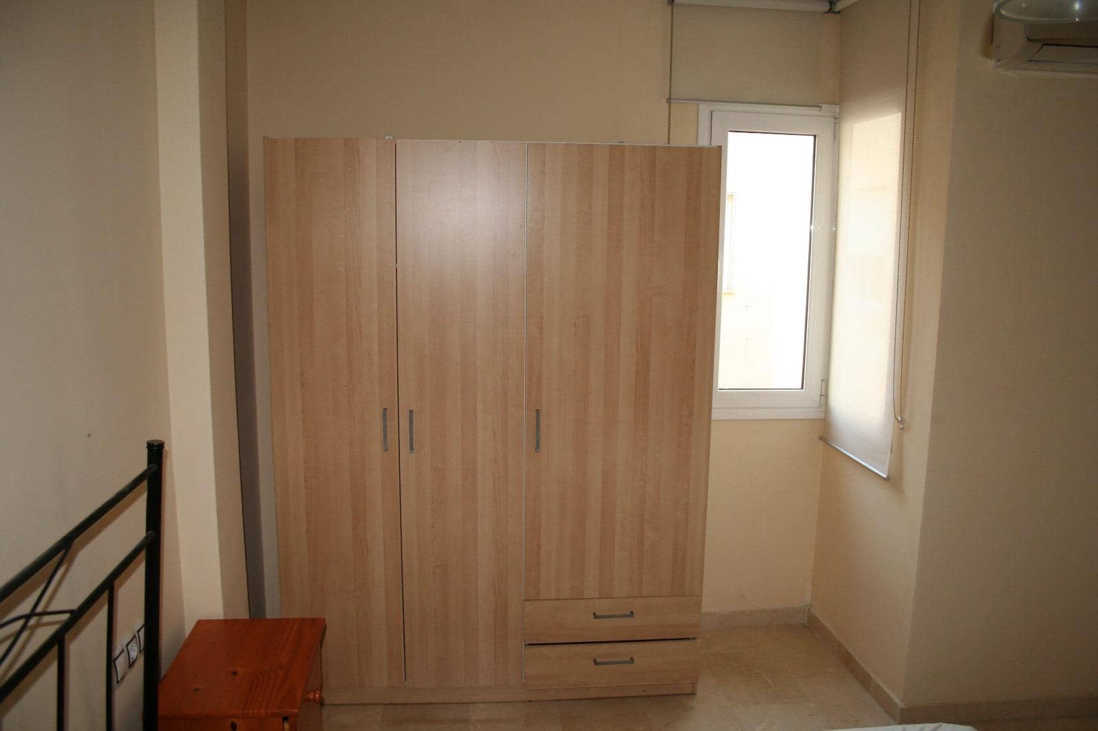 4 makuuhuone Rivitalo vuokrattavana paikassa Armilla mukana 
autotalli - 800 € (Ref: 9406639)