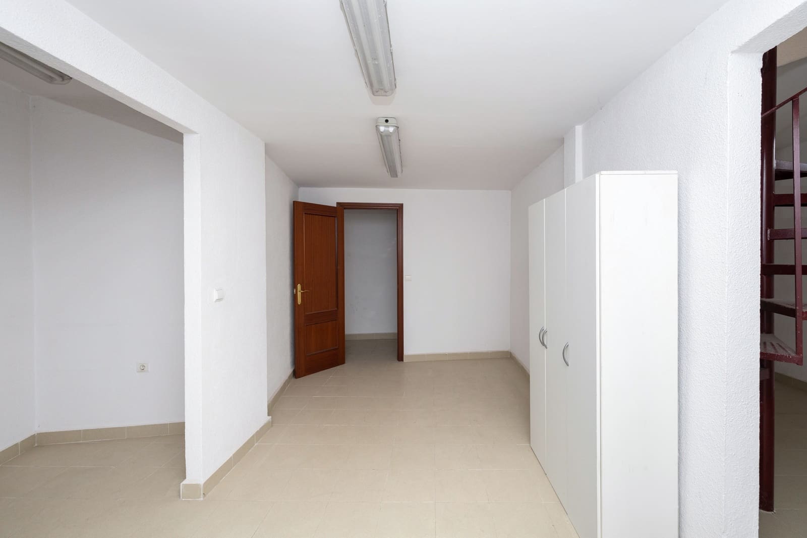 1 soverom Kontor til salgs i Armilla - € 59 000 (Ref: 9427455)