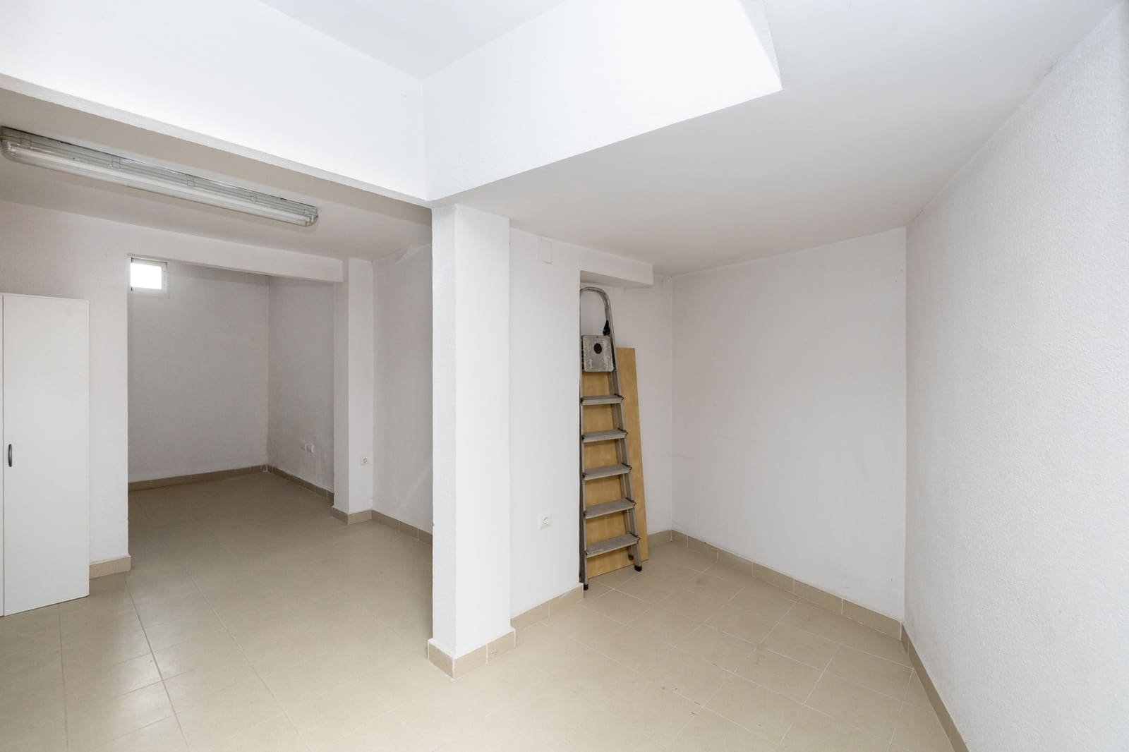 1 soverom Kontor til salgs i Armilla - € 59 000 (Ref: 9427455)