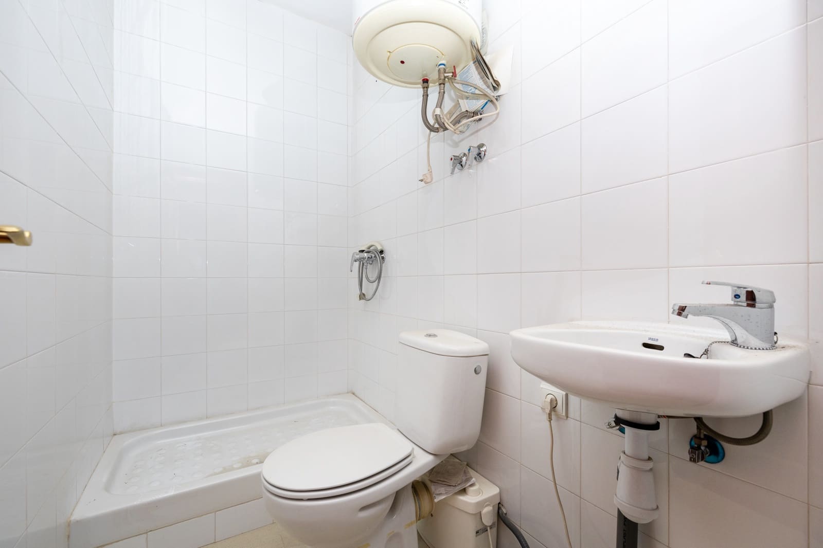 1 soverom Kontor til salgs i Armilla - € 59 000 (Ref: 9427455)