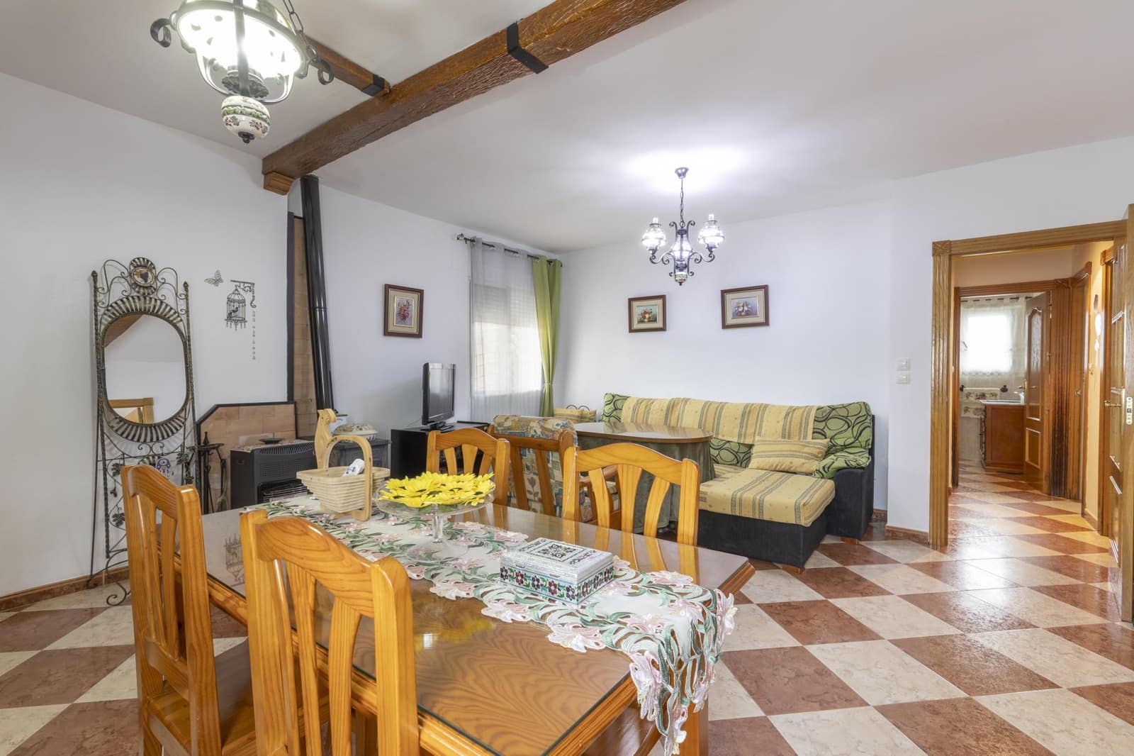 5 bedroom Finca/Country House for sale in Huetor Tajar - € 240,000 (Ref: 9446632)