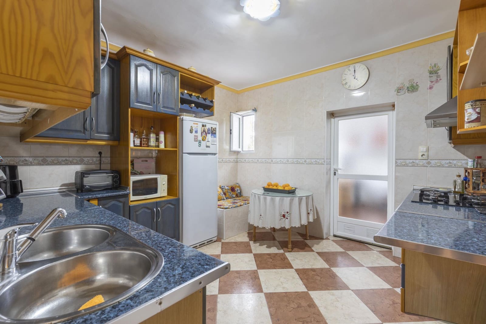 5 bedroom Finca/Country House for sale in Huetor Tajar - € 240,000 (Ref: 9446632)