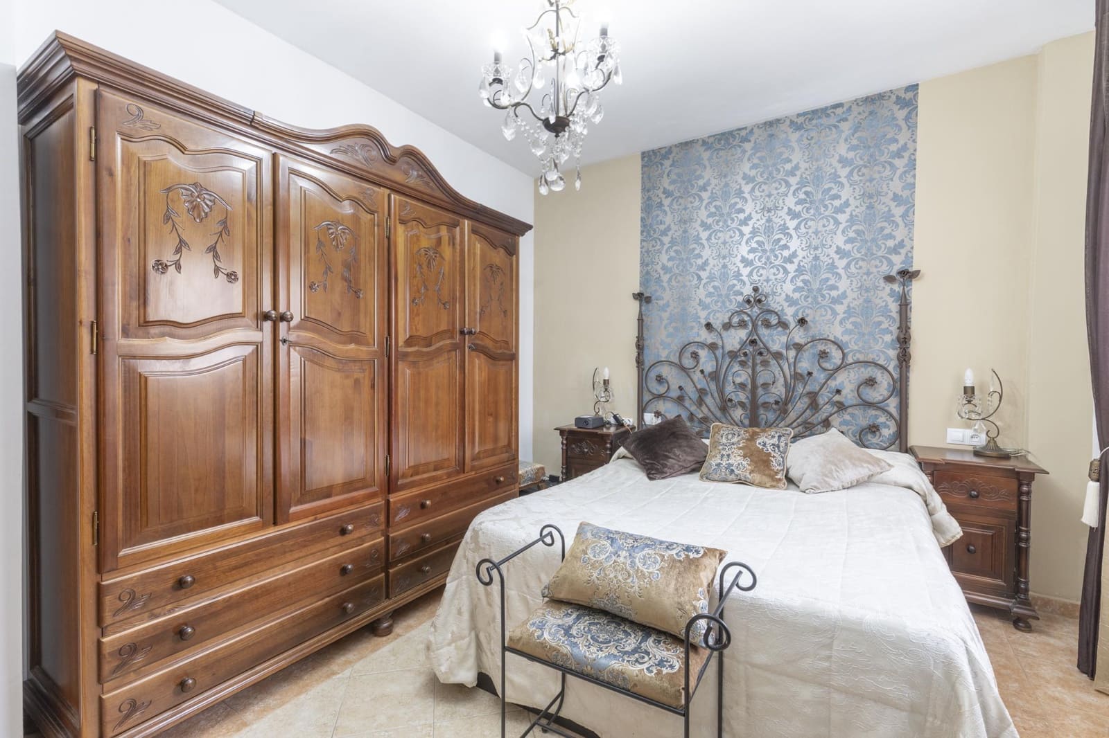 5 bedroom Finca/Country House for sale in Huetor Tajar - € 240,000 (Ref: 9446632)