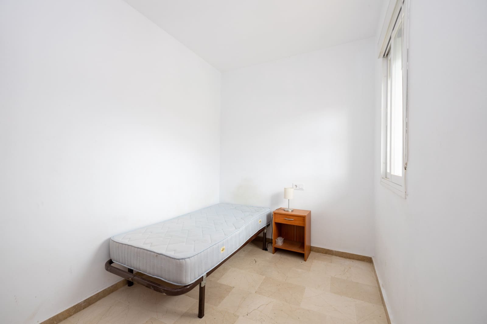 2 slaapkamer Appartement te koop in Lachar - € 70.000 (Ref: 9446634)