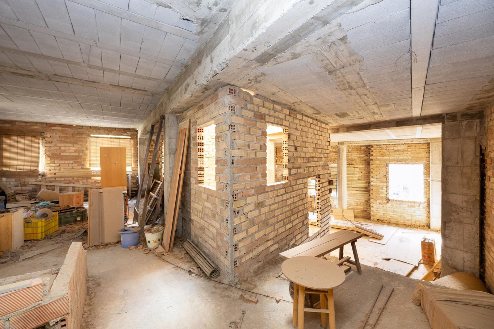 5 bedroom Townhouse for sale in Lanjaron with garage - € 129,900 (Ref: 9449067)