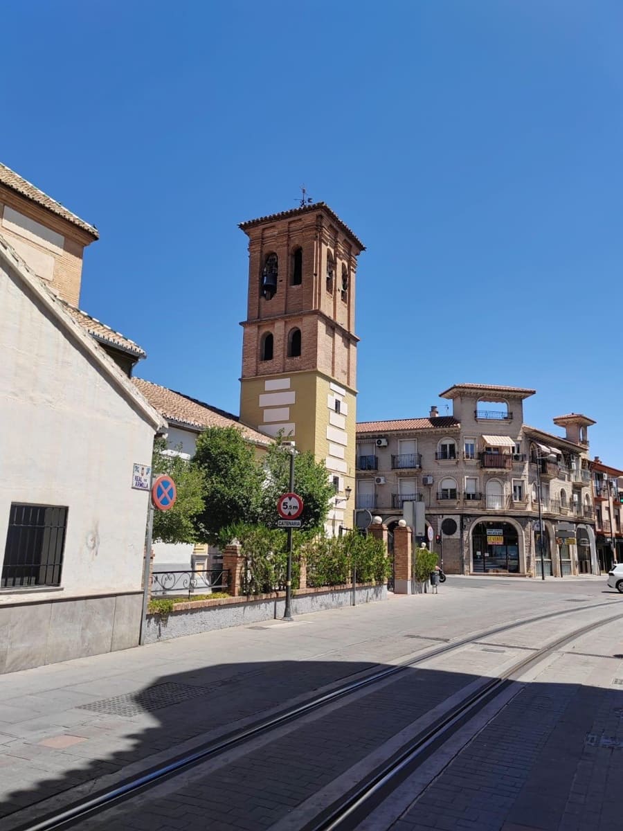 2 soveværelse Lejlighed til leje i Armilla - € 590 (Ref: 9450472)