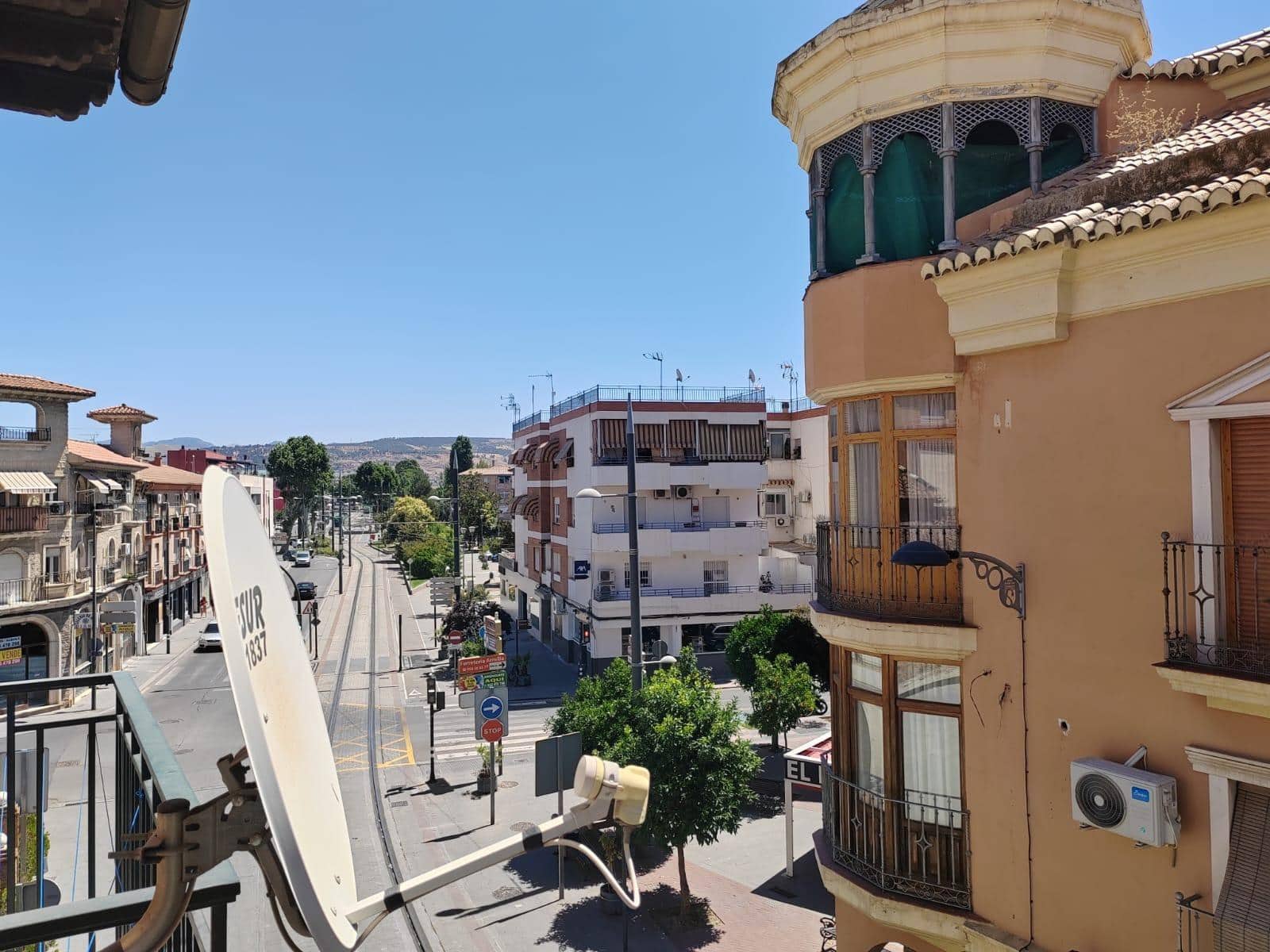 2 soveværelse Lejlighed til leje i Armilla - € 590 (Ref: 9450472)