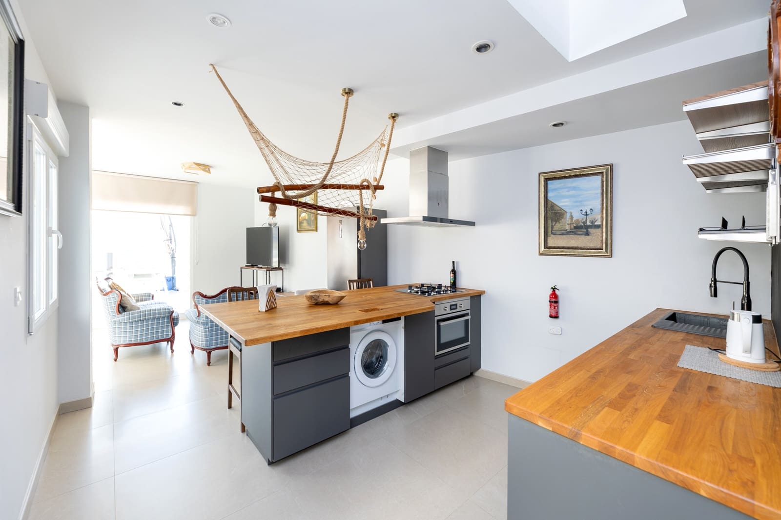 2 bedroom Apartment for sale in Alhama de Granada - € 198,000 (Ref: 9450473)