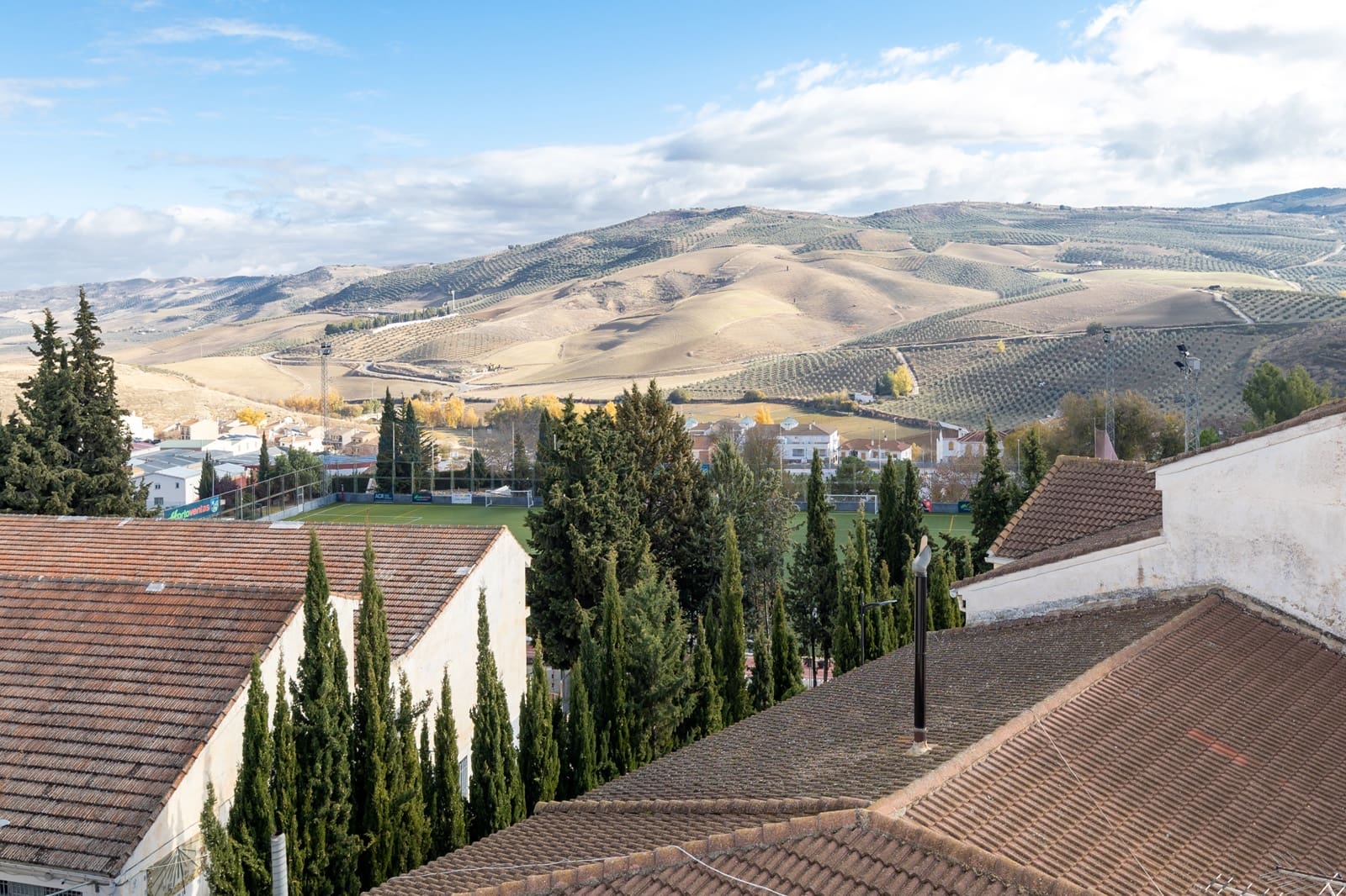 2 bedroom Apartment for sale in Alhama de Granada - € 198,000 (Ref: 9450473)