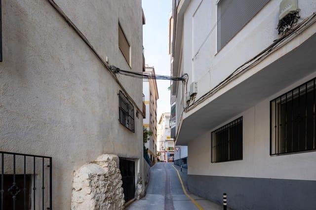 5 makuuhuone Huvila myytävänä paikassa Lanjarón - 40 000 € (Ref: 9462007)