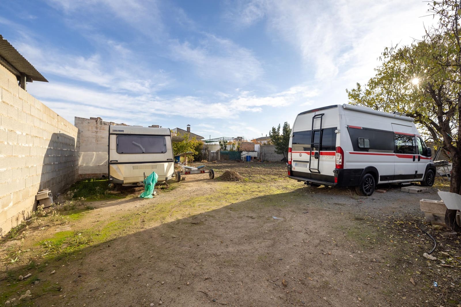 Finca/Casa Rural de 1 habitación en Maracena en venta con piscina - 195.000 € (Ref: 9470625)
