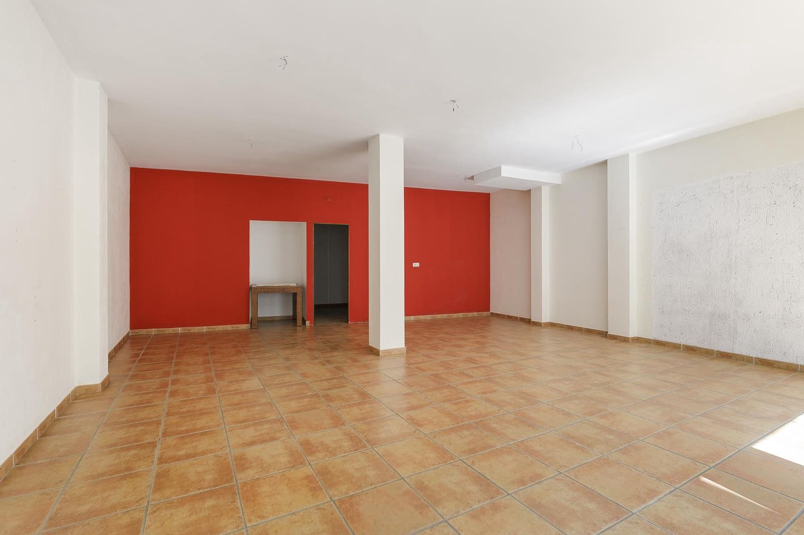 Commerciale in vendita in Alfacar - 55.000 € (Rif: 9473127)