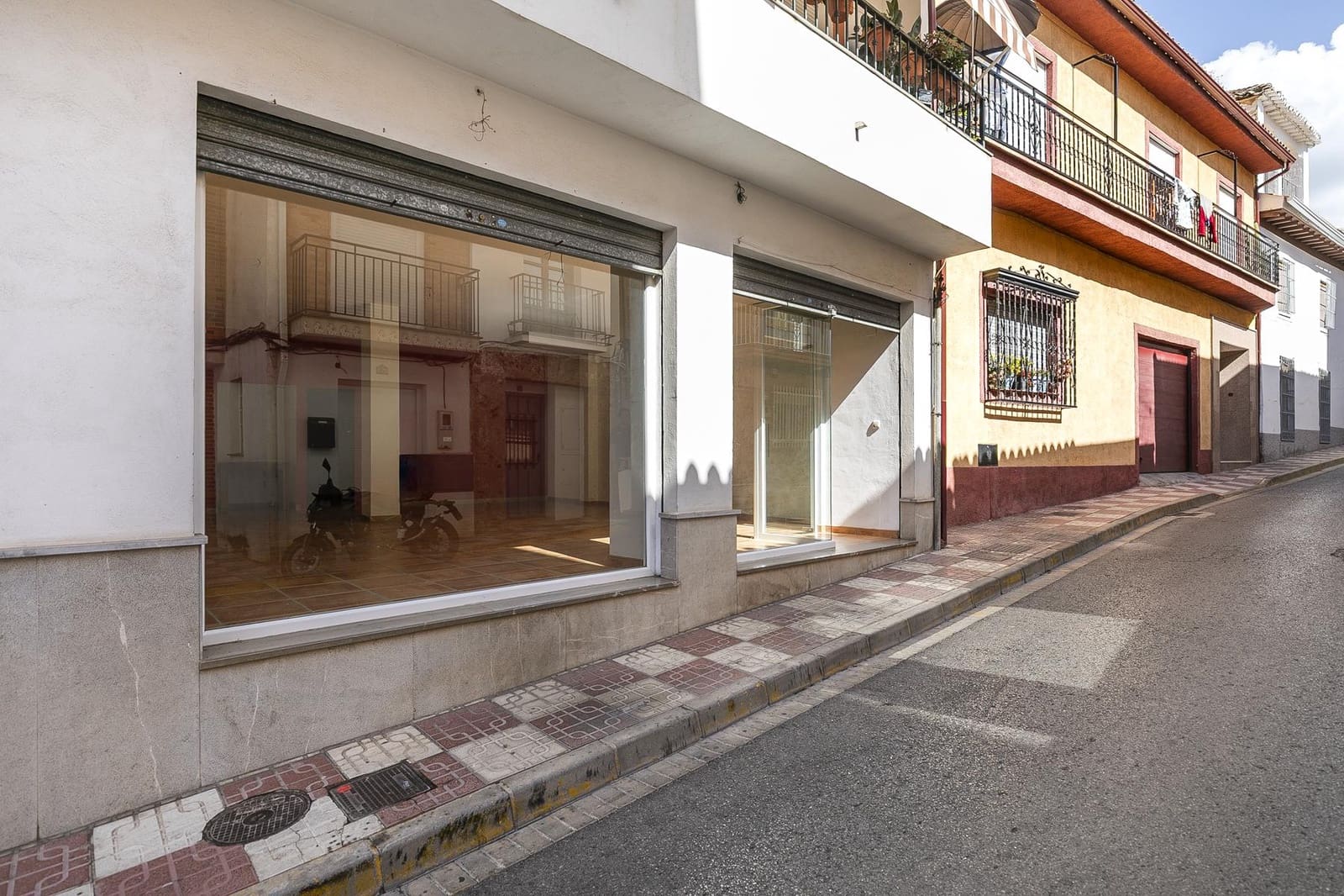 Commerciale in vendita in Alfacar - 55.000 € (Rif: 9473127)