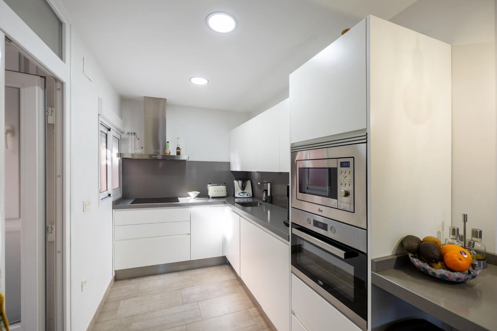 2 soverom Leilighet til salgs i Granada by med garasje - € 569 000 (Ref: 9481317)