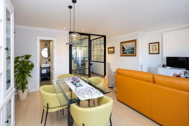 2 soverom Leilighet til salgs i Centro, Granada by med garasje - € 569 000 (Ref: 9481317)