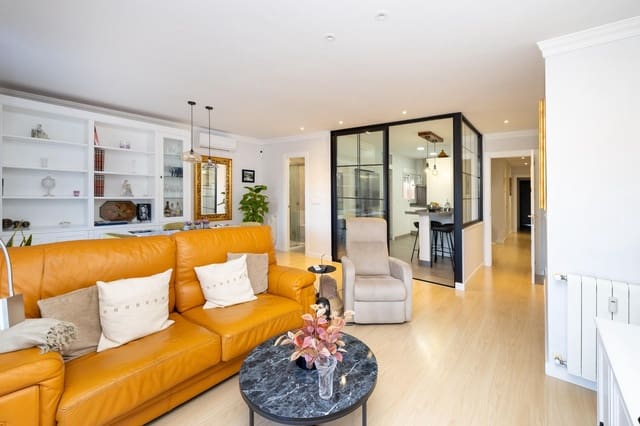 2 soverom Leilighet til salgs i Centro, Granada by med garasje - € 569 000 (Ref: 9481317)