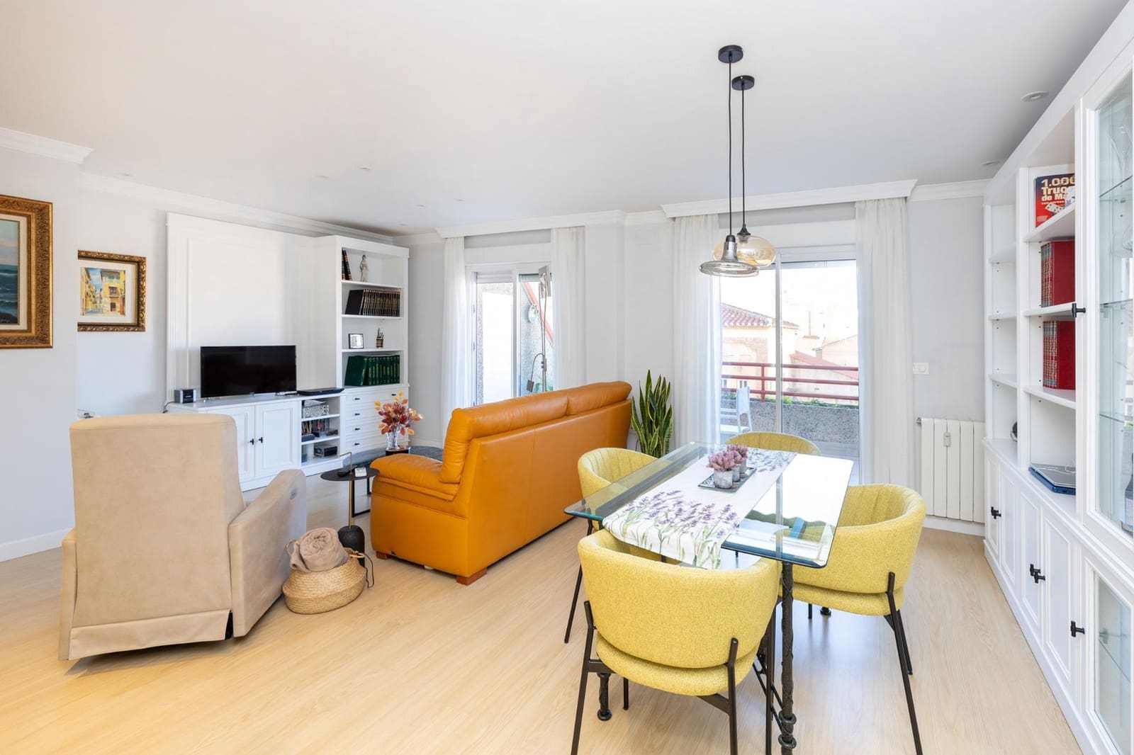 2 soverom Leilighet til salgs i Granada by med garasje - € 569 000 (Ref: 9481317)