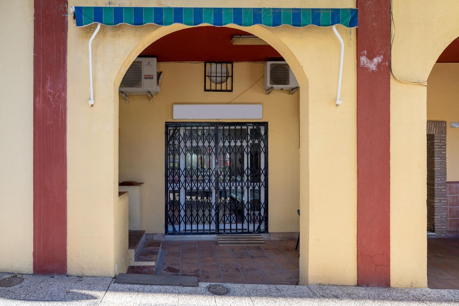 Kommersiell til salgs i Motril - € 55 000 (Ref: 9491646)