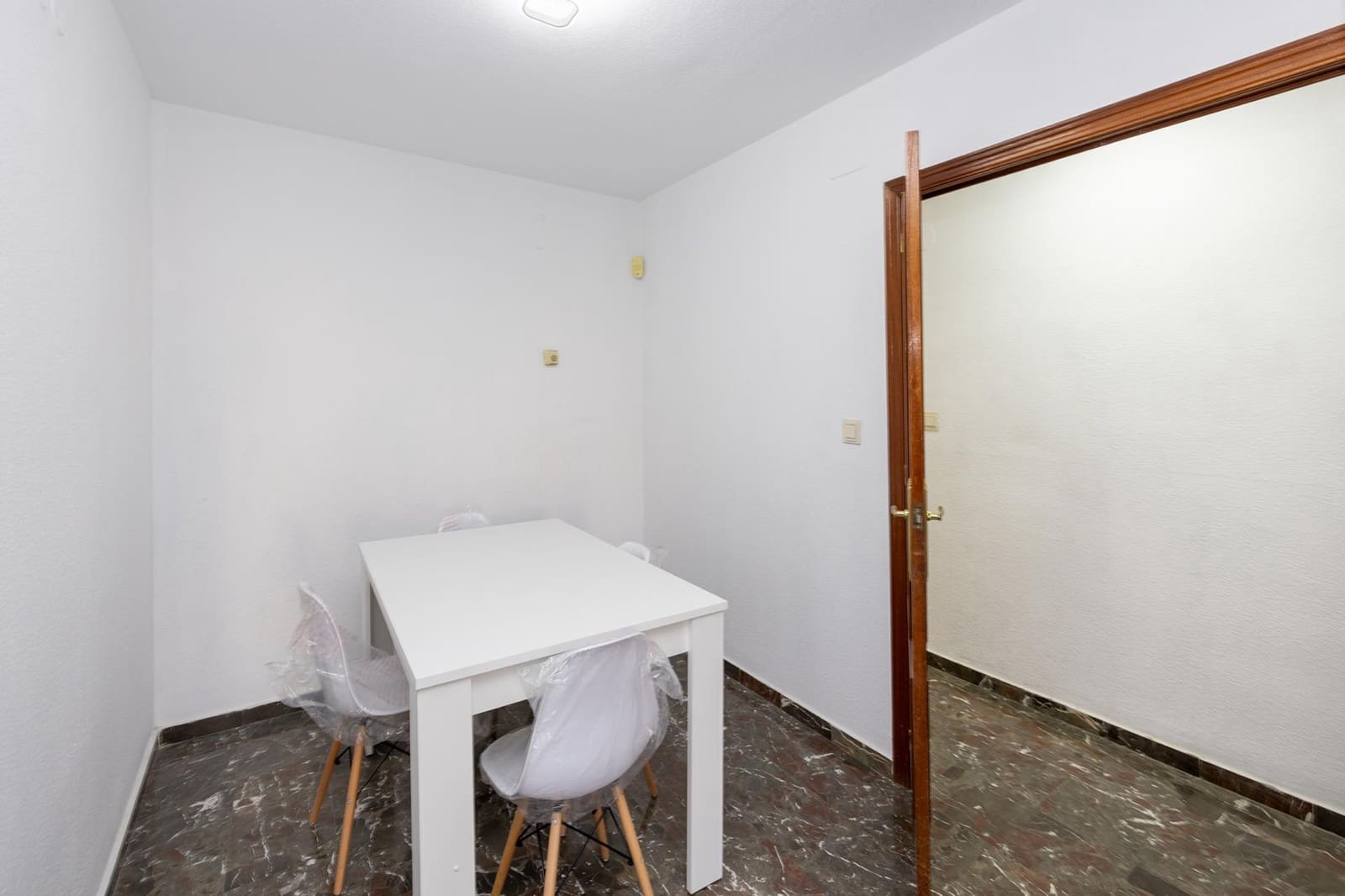 4 quarto Apartamento para venda em Granada cidade com garagem - 319 000 € (Ref: 9491647)