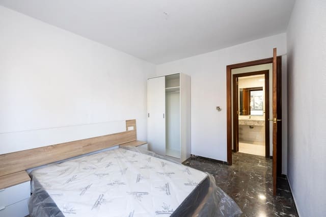 4 quarto Apartamento para venda em Granada cidade com garagem - 319 000 € (Ref: 9491647)