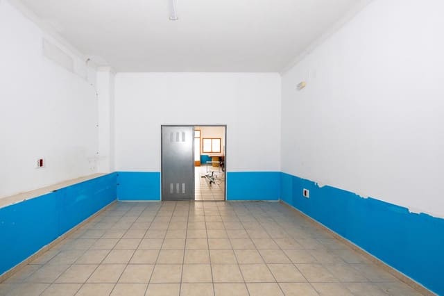 Negocio de 2 habitaciones en Lanjarón en venta - 140.000 € (Ref: 9496413)