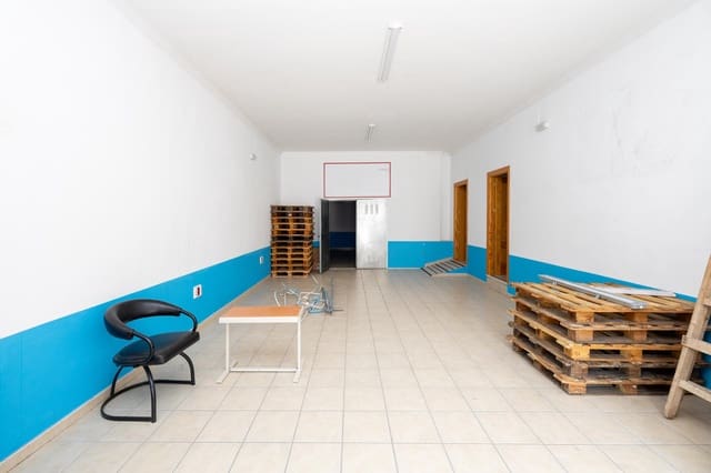 Negocio de 2 habitaciones en Lanjarón en venta - 140.000 € (Ref: 9496413)