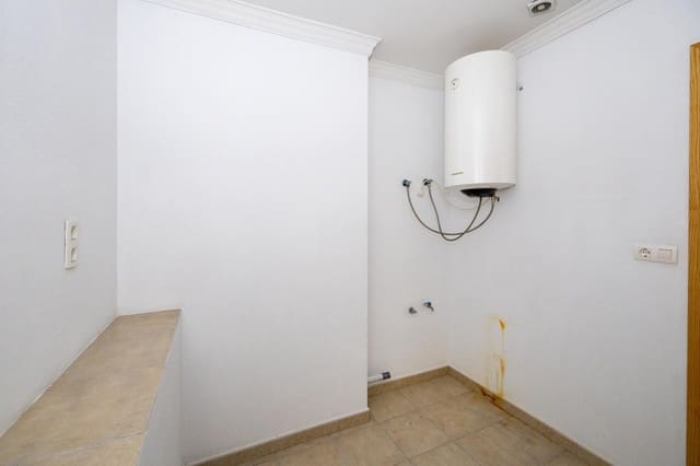 Negocio de 2 habitaciones en Lanjarón en venta - 140.000 € (Ref: 9496413)