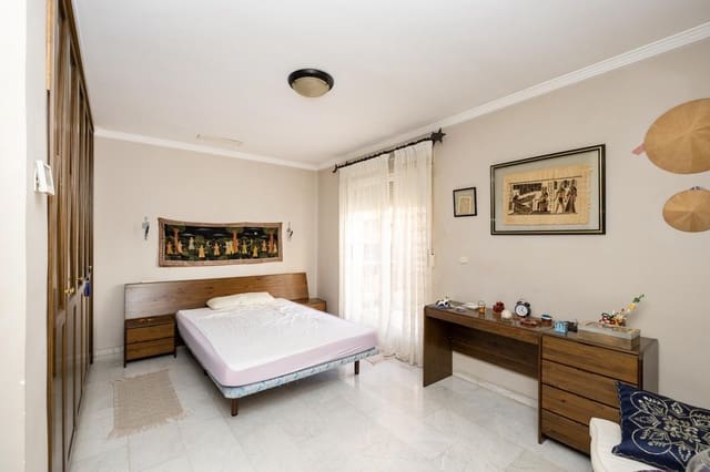 6 quarto Penthouse para venda em Granada cidade - 630 000 € (Ref: 9502659)