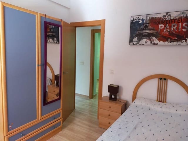 3 soveværelse Lejlighed til leje i Zaidin, Granada by - € 750 (Ref: 9502660)