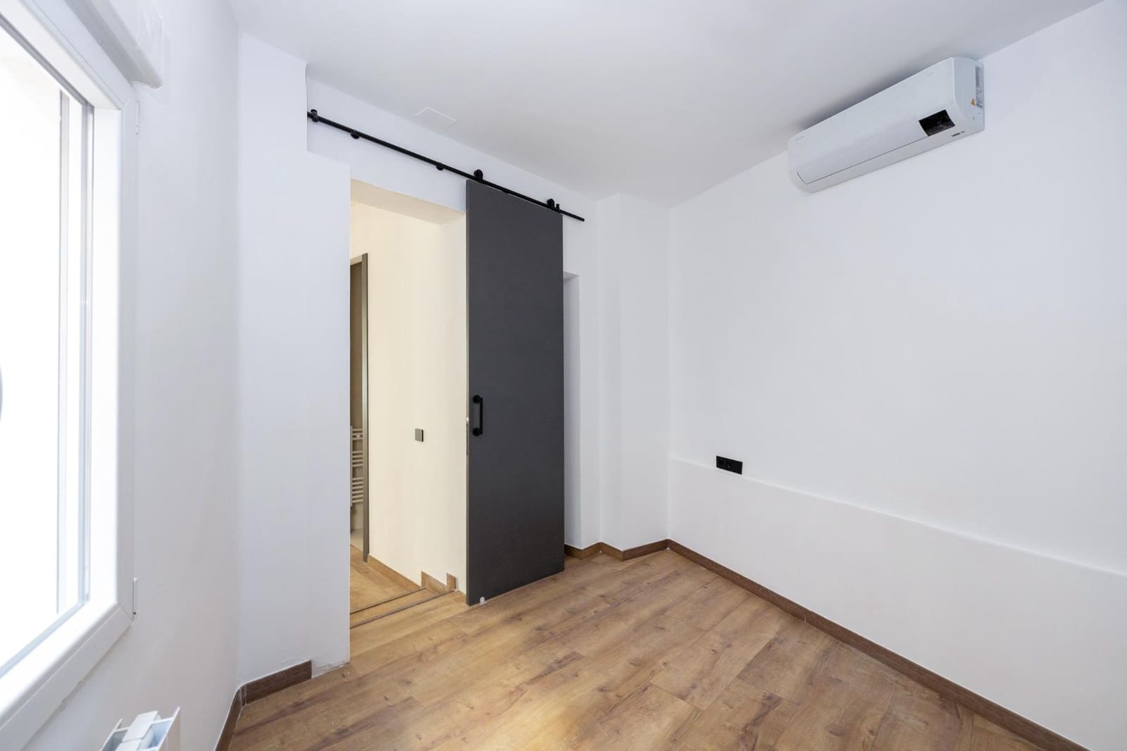 2 bedroom Flat for sale in Granada city - € 398,000 (Ref: 9504529)