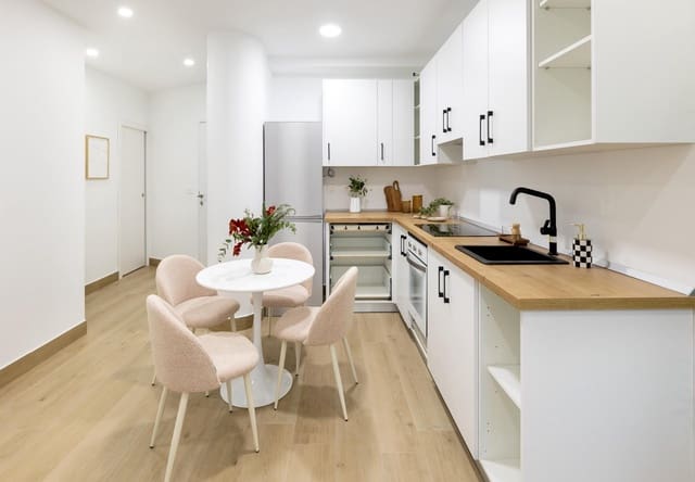 2 quarto Apartamento para venda em Granada cidade - 269 000 € (Ref: 9504531)