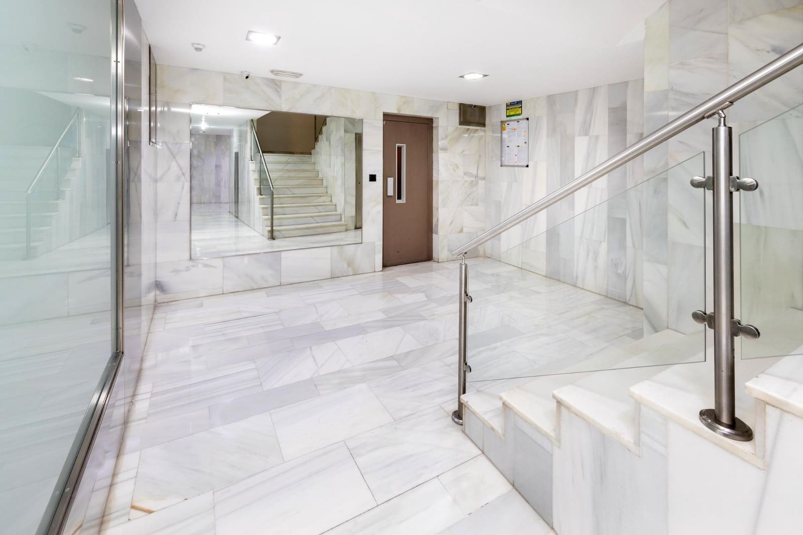 4 soveværelse Lejlighed til salg i Granada by - € 375.000 (Ref: 9504540)